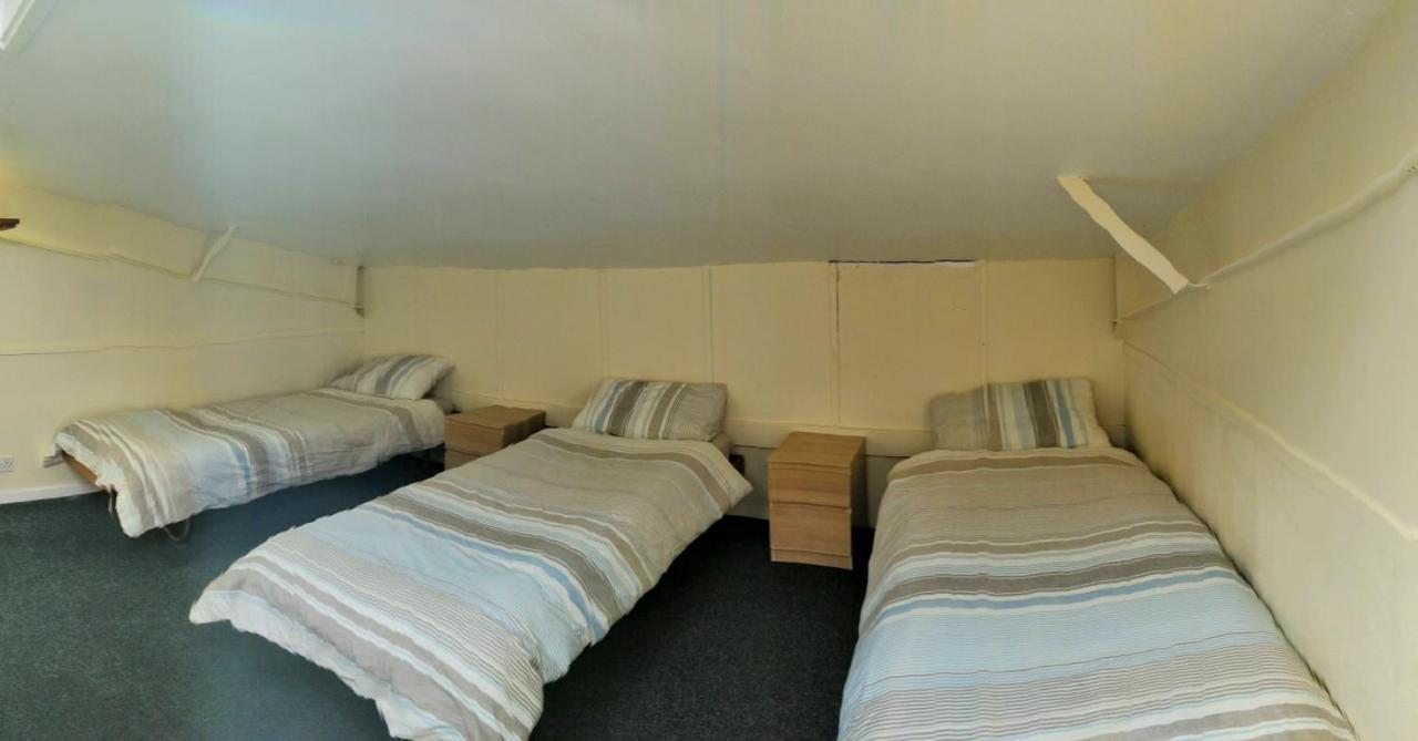 Y Doc At World Horizons Community Hub Hostel Llanelli Luaran gambar